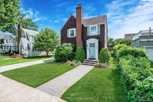 53 Jefferson St, Garden City, NY 11530 - Photo 42