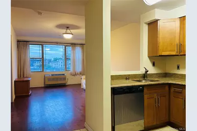 4040 75th Street #5F, Elmhurst, NY 11373 - Photo 4
