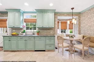 61 Mason Dr, Manhasset, NY 11030 - Photo 16