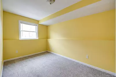 6 Oneida Street, Deer Park, NY 11729 - Photo 10
