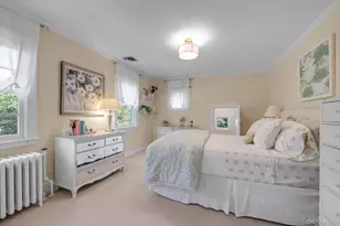 74 Litchfield Rd, Port Washington, NY 11050 - Photo 24