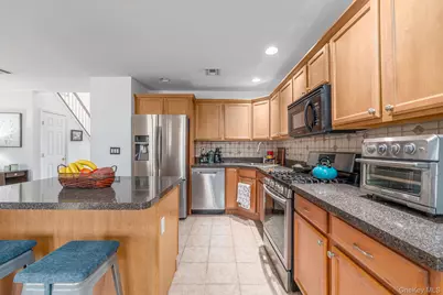 2204 Cedar Path, Riverhead, NY 11901 - Photo 10