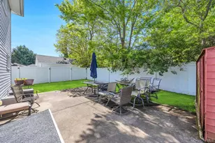 16 E Grove St, Massapequa, NY 11758 - Photo 30