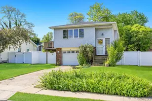 16 E Grove St, Massapequa, NY 11758 - Photo 2