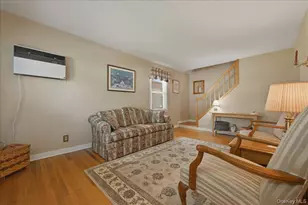 154 Cypress St, Floral Park, NY 11001 - Photo 4