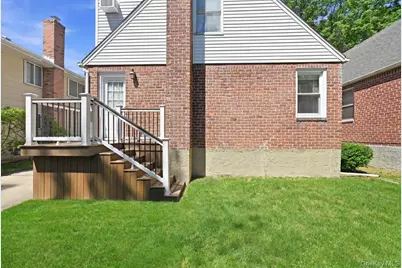 154 Cypress Street, Floral Park, NY 11001 - Photo 34