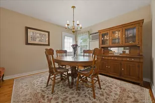 154 Cypress St, Floral Park, NY 11001 - Photo 14