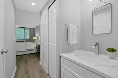 1270 North Avenue #1h, New Rochelle, NY 10804 - Photo 12