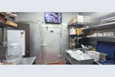 73-18 Northern Blvd, Jackson Heights, NY 11372 - Photo 10