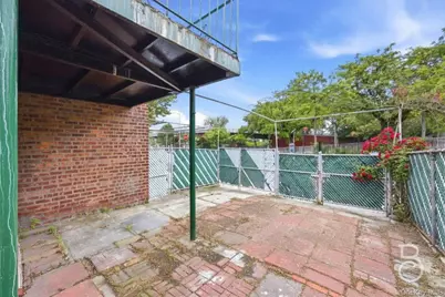 63-01 Borden Avenue, Maspeth, NY 11378 - Photo 20