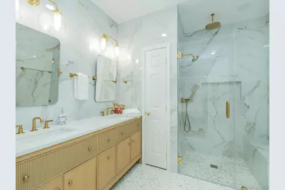 87 Pond View Drive, Port Washington, NY 11050 - Photo 20