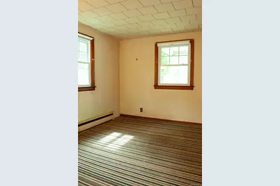 22 Oakland Avenue, Port Jefferson Station, NY 11776 - Photo 16