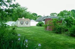 22 Oakland Ave, Port Jefferson Station, NY 11776 - Photo 4