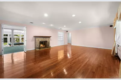 49 The Birches, Roslyn, NY 11576 - Photo 8