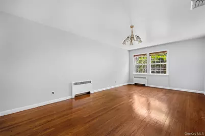 49 The Birches, Roslyn, NY 11576 - Photo 18