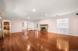 49 The Birches, Roslyn, NY 11576 - Photo 6