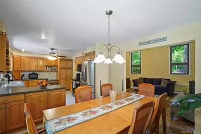 90 Timberlane Court, Yorktown Heights, NY 10598 - Photo 16