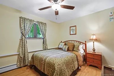 90 Timberlane Court, Yorktown Heights, NY 10598 - Photo 30