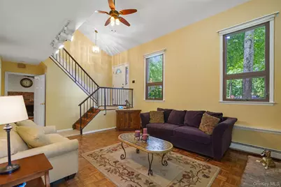 90 Timberlane Court, Yorktown Heights, NY 10598 - Photo 10