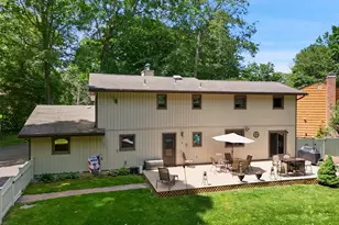 90 Timberlane Ct, Yorktown Heights, NY 10598 - Photo 6