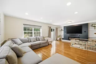 114 Crystal Hill Dr, Pomona, NY 10970 - Photo 6