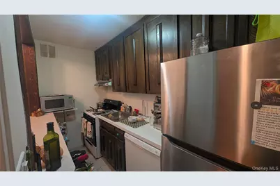 30 Pearsall Avenue N #3P, Glen Cove, NY 11542 - Photo 4