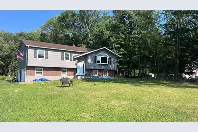158 Sycamore Drive, New Windsor, NY 12553 - Photo 2