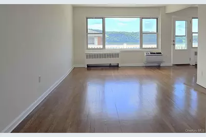 51 Maple Avenue #3B, Hastings on Hudson, NY 10706 - Photo 2