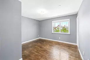 102-05 Davenport Ct, Howard Beach, NY 11414 - Photo 14