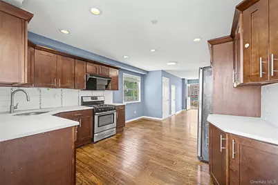 10205 Davenport Court, Howard Beach, NY 11414 - Photo 10