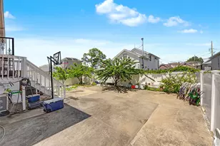 102-05 Davenport Ct, Howard Beach, NY 11414 - Photo 24