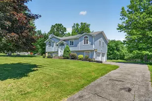 4 Sequoia Trail, Highland Mills, NY 10930 - Photo 2