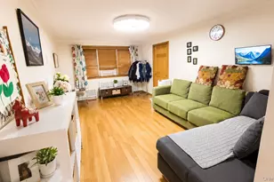 20-12 126th St, College Point, NY 11356 - Photo 2