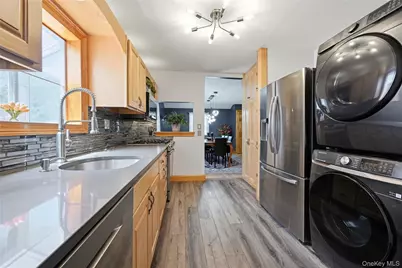 234 Islip Boulevard, Islip Terrace, NY 11752 - Photo 12