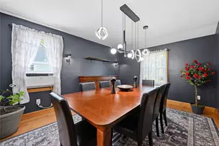234 Islip Blvd, Islip Terrace, NY 11752 - Photo 10