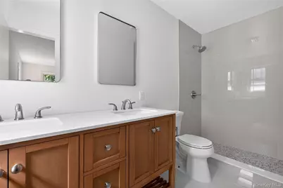 835 Shore Acres Drive, Mamaroneck, NY 10543 - Photo 24