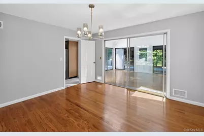 835 Shore Acres Drive, Mamaroneck, NY 10543 - Photo 10