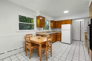14 Jones Pl, White Plains, NY 10606 - Photo 16
