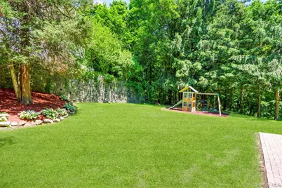 14 Jones Place, White Plains, NY 10606 - Photo 34