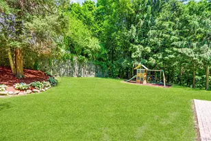 14 Jones Pl, White Plains, NY 10606 - Photo 34