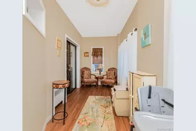 51 Tower Place, Yonkers, NY 10703 - Photo 10