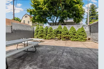 51 Tower Place, Yonkers, NY 10703 - Photo 18