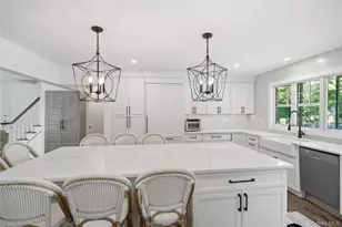 12 Wayne Ct, Westhampton, NY 11977 - Photo 8