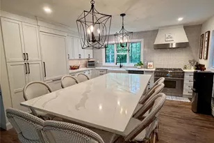 12 Wayne Ct, Westhampton, NY 11977 - Photo 2