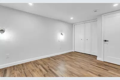 1 Coles, Glen Cove, NY 11542 - Photo 20