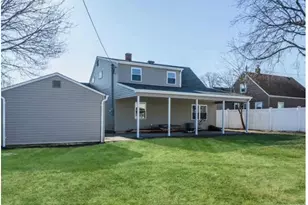 65 Morning Glory Rd, Levittown, NY 11756 - Photo 26