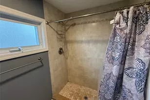 65 Morning Glory Rd, Levittown, NY 11756 - Photo 16