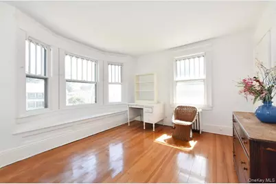 101 Wallace Street, Freeport, NY 11520 - Photo 18