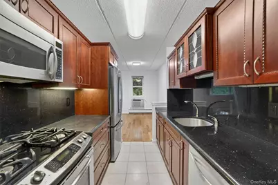 4 Consulate Drive #3C, Tuckahoe, NY 10707 - Photo 12