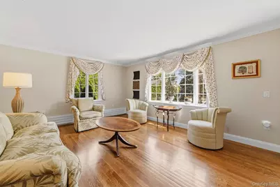 185 Old Wilmot Road, Scarsdale, NY 10583 - Photo 6